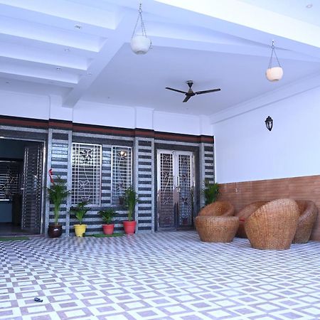 Hotel Ayodhya Paying Guest Εξωτερικό φωτογραφία