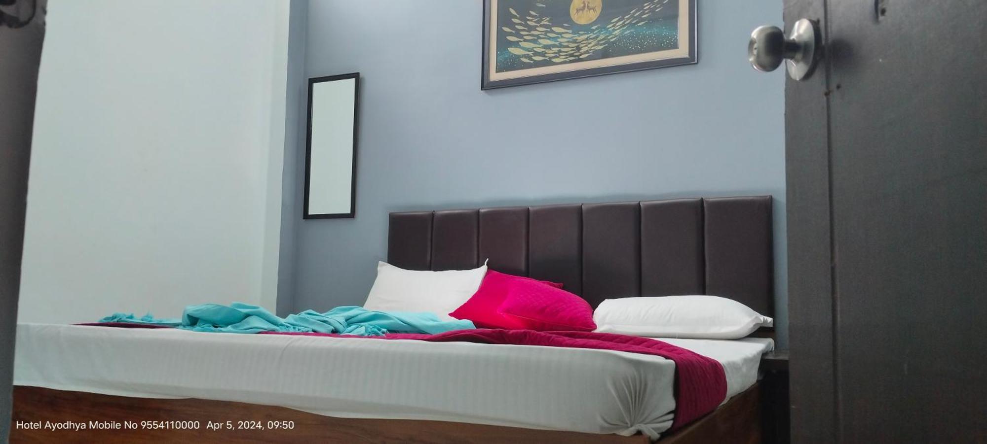 Hotel Ayodhya Paying Guest Εξωτερικό φωτογραφία