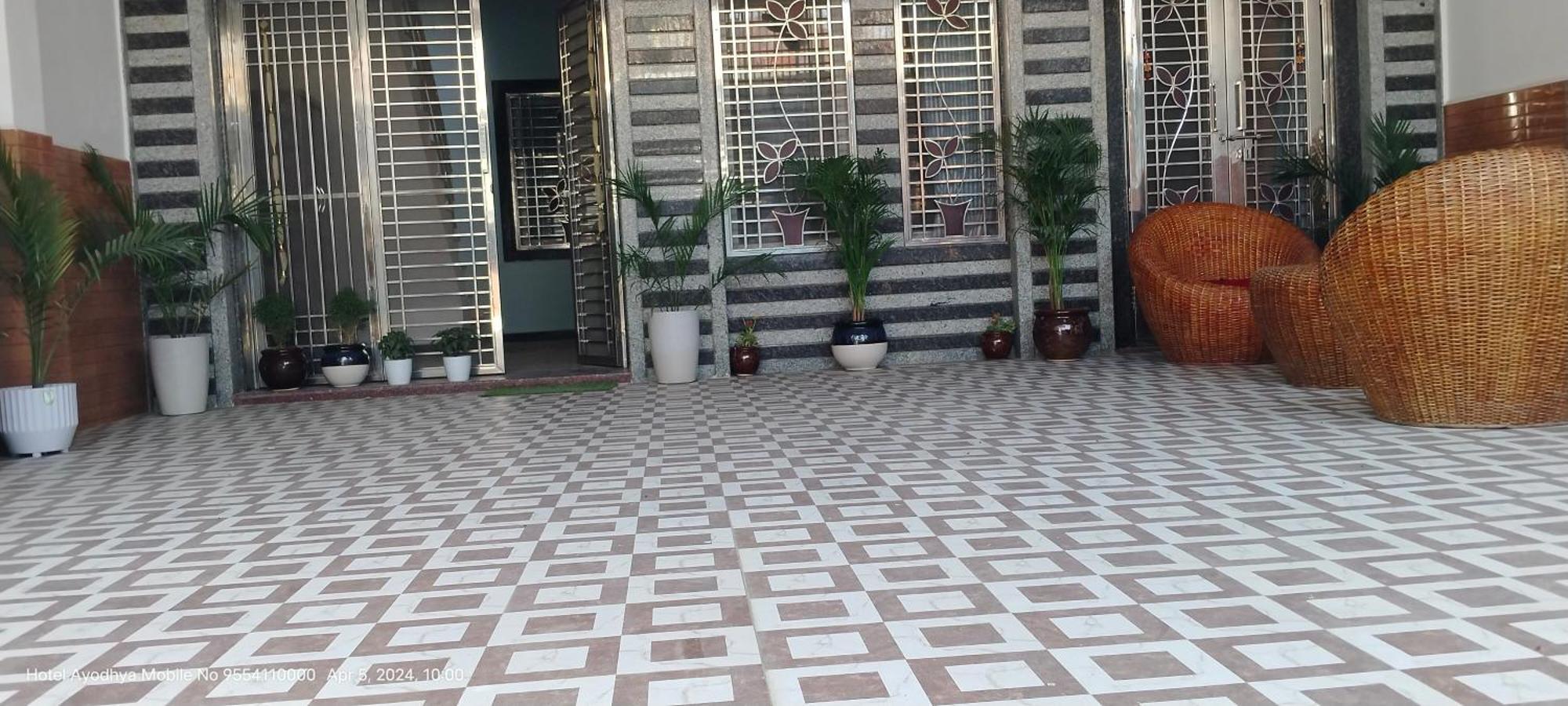 Hotel Ayodhya Paying Guest Εξωτερικό φωτογραφία